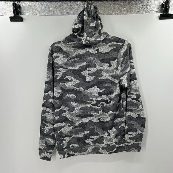 Florida Gators Antigua Camo Hoodie - Gray - Medium - Picture 6 of 6